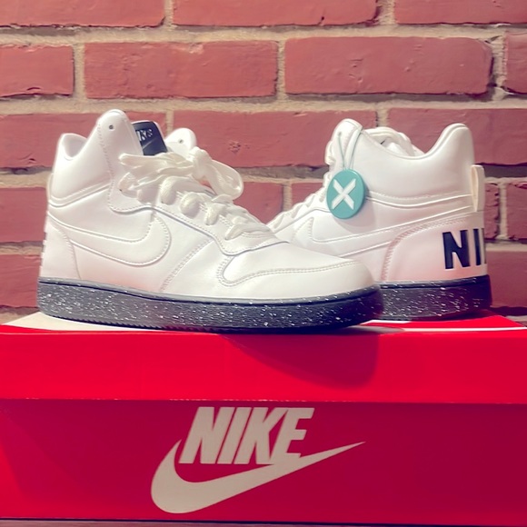 Nike-Court-Borough-mid-Black w/white speckled sole-Released 2015- Very Rare - Picture 9 of 15